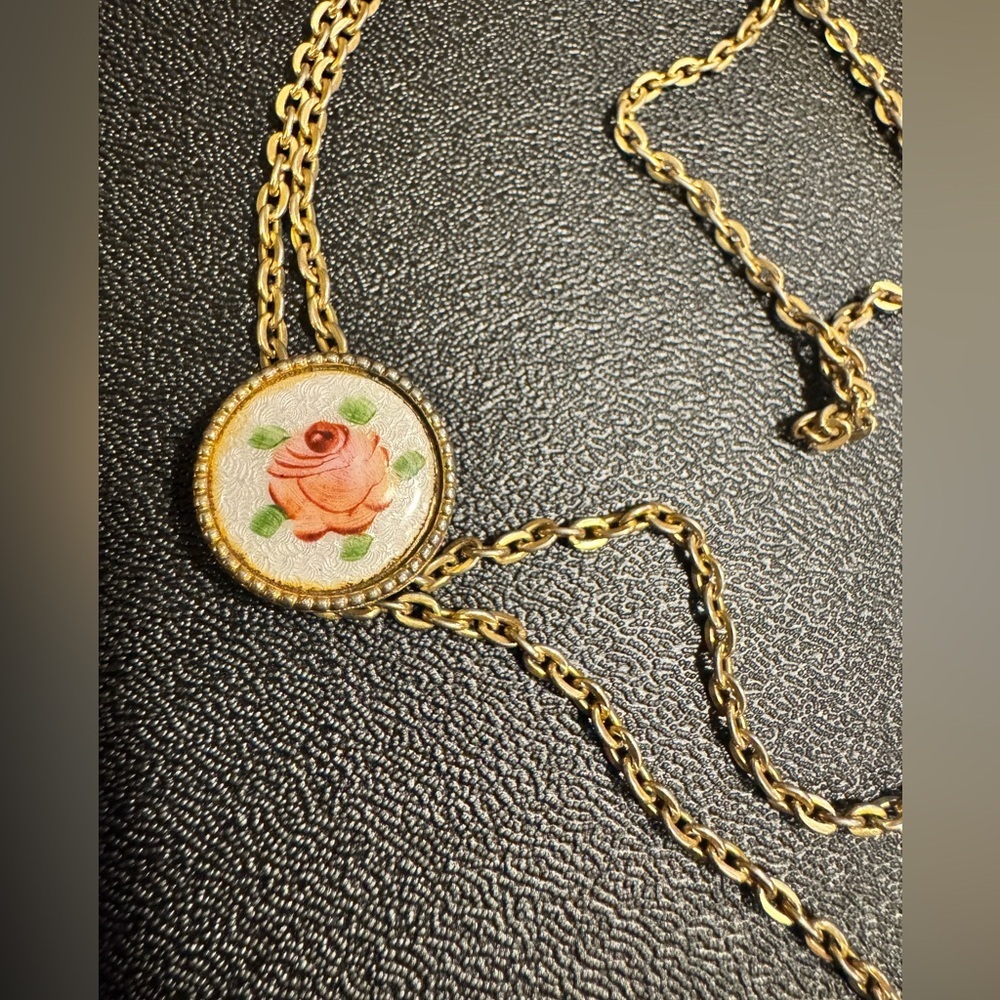 Vintage Floral Gold Tassel Pendant Lariat Necklace